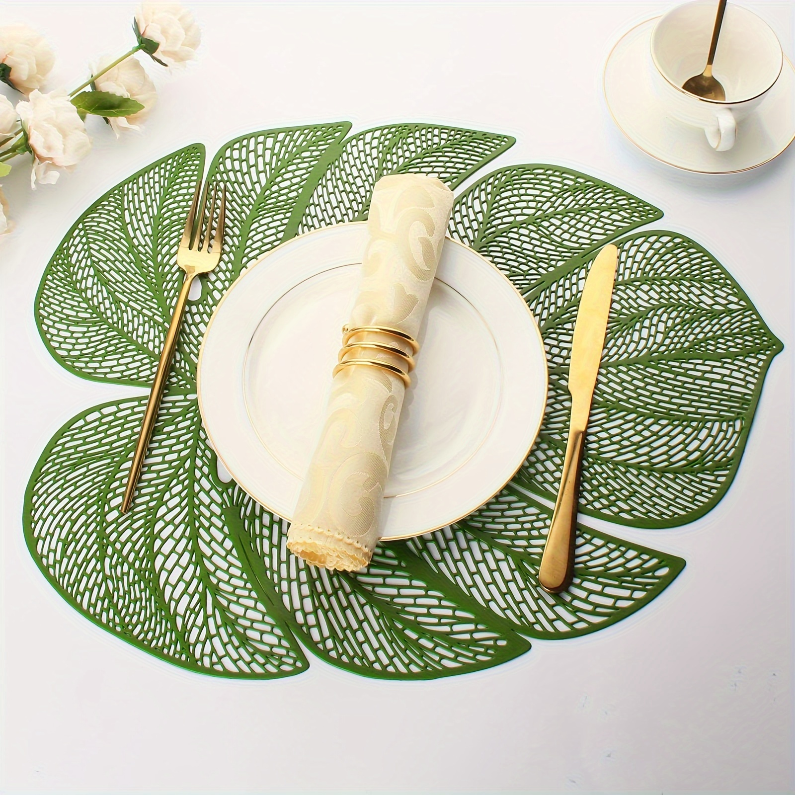 Green leaf-shaped placemats set, 6 pieces