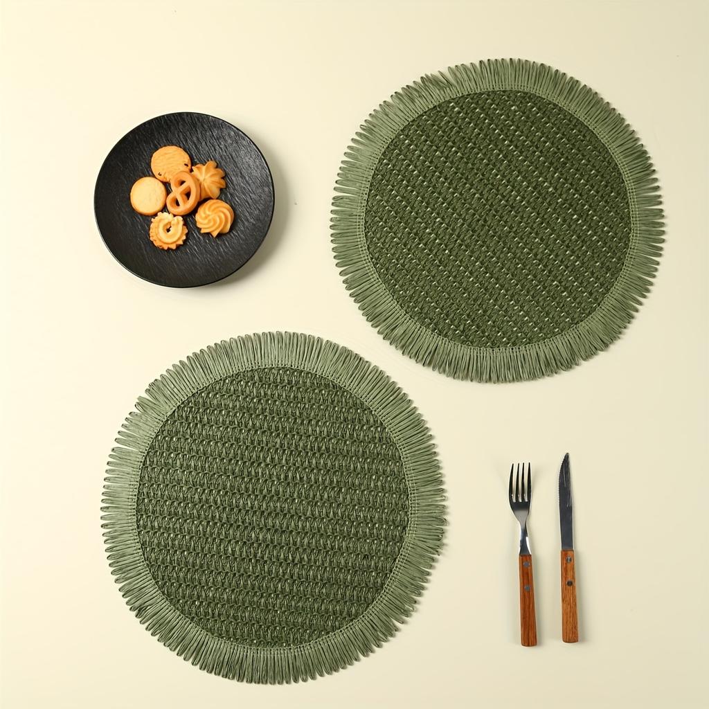 4/6-piece Bohemian Farmhouse Style Round Tassel Placemats