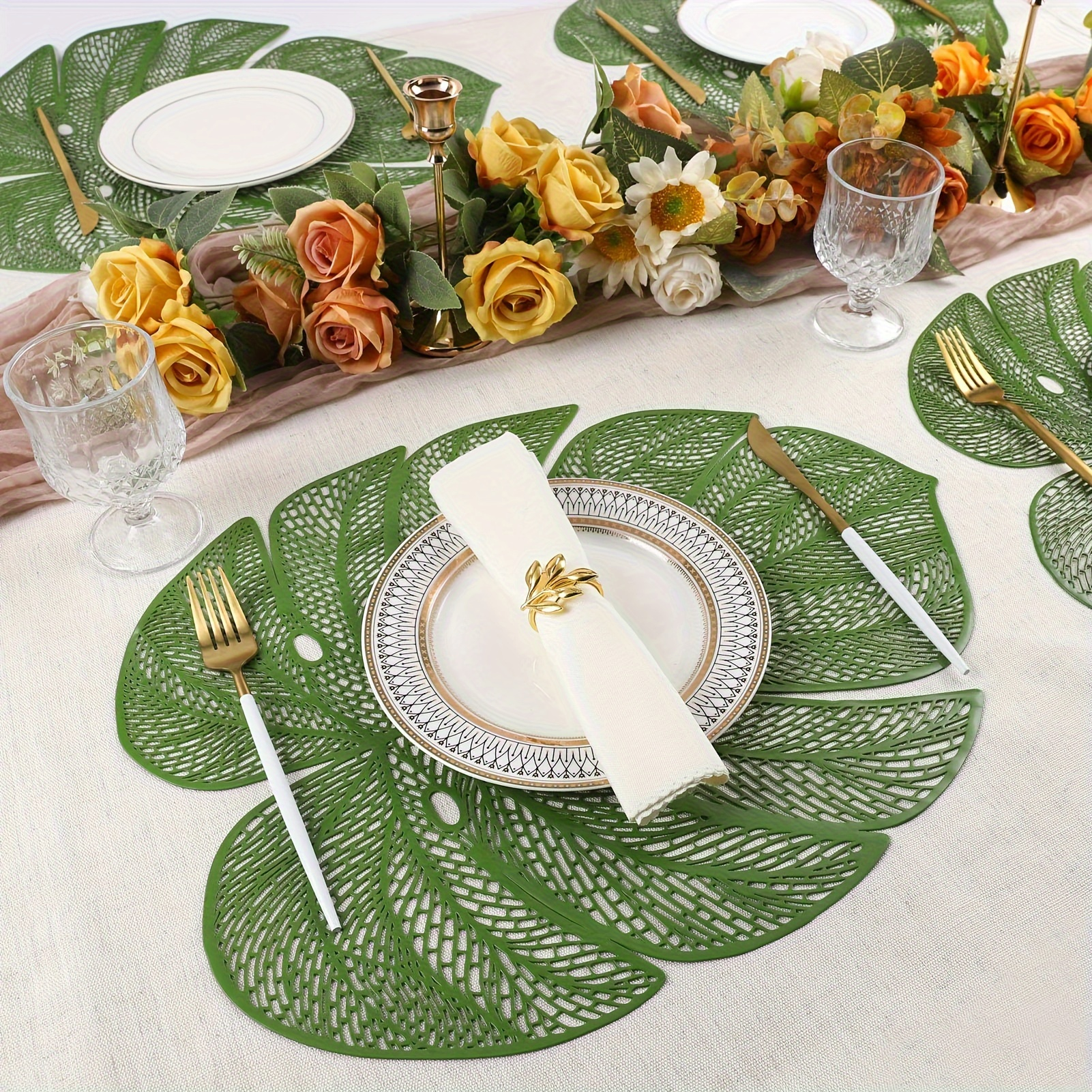Green leaf-shaped placemats set, 6 pieces